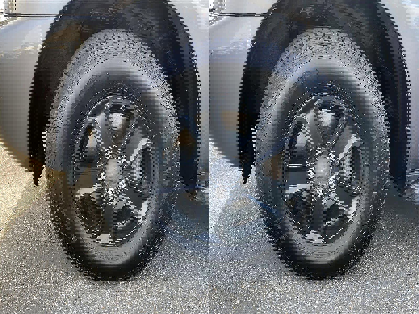 Used 2019 Toyota Sequoia SR5 image 12