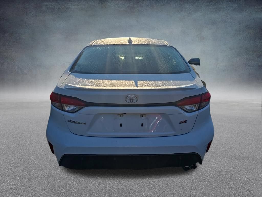 Used 2025 Toyota Corolla SE FWD image 5