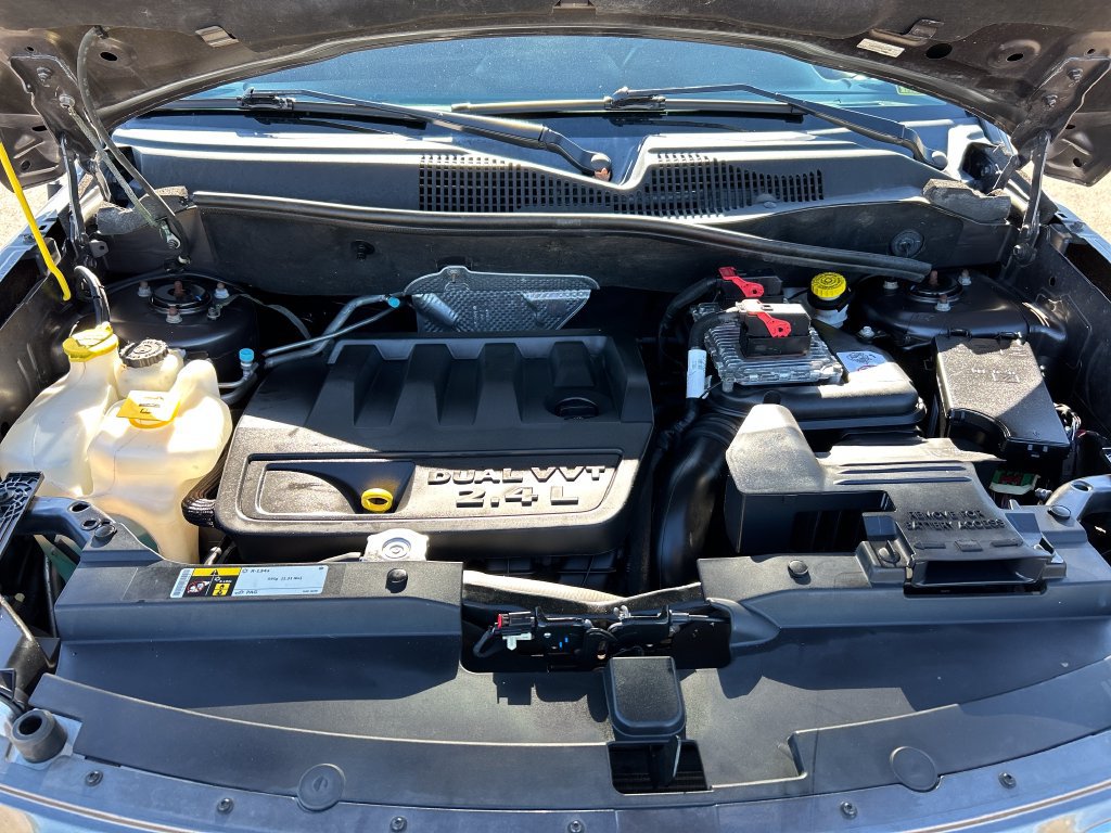 Used 2017 Jeep Compass Latitude AWD/4WD image 25