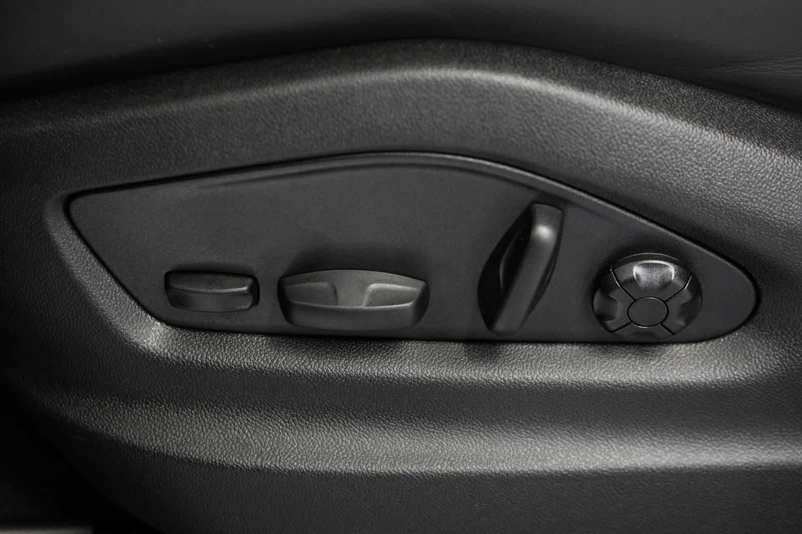 New 2026 Porsche Cayenne S AWD/4WD image 19