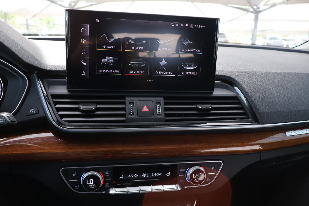 Used 2021 Audi Q5 e Premium Plus w/ Premium Plus Package AWD/4WD image 45