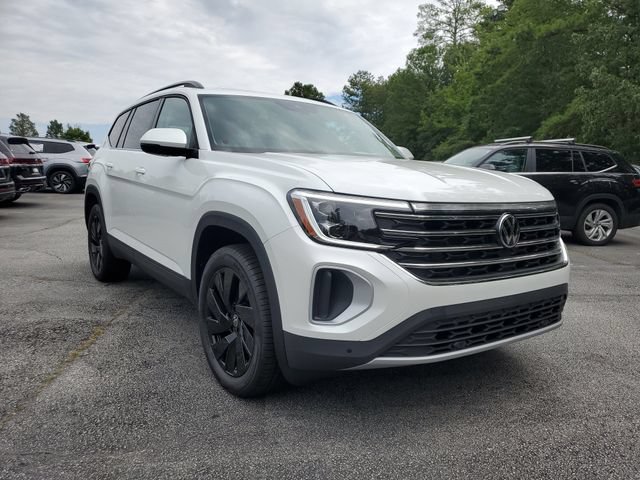New 2026 Volkswagen Atlas SE FWD image 3