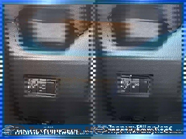 Used 2024 Toyota RAV4 XLE image 20