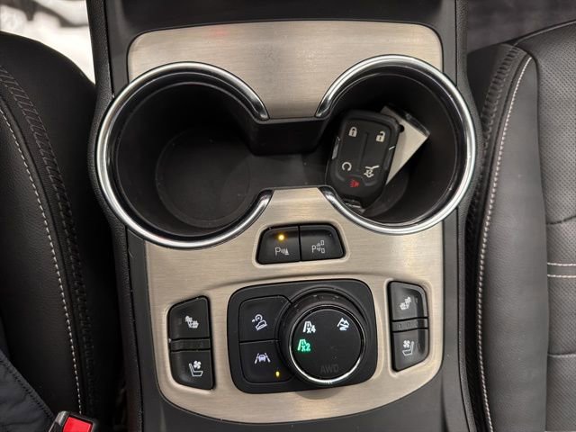 Certified 2024 GMC Terrain Denali w/ Black Diamond Edition image 29