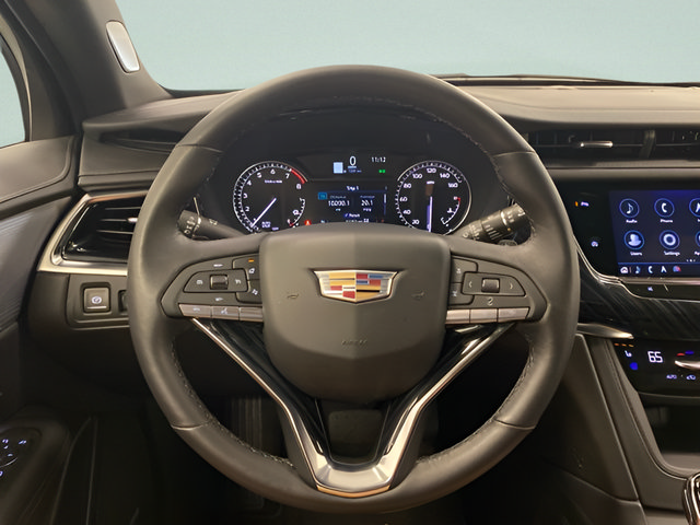 Used 2025 Cadillac XT6 Premium Luxury AWD/4WD image 16