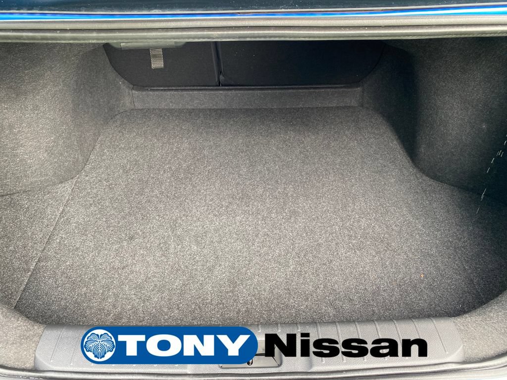 Used 2024 Nissan Sentra SR w/ SR Premium Package FWD image 11