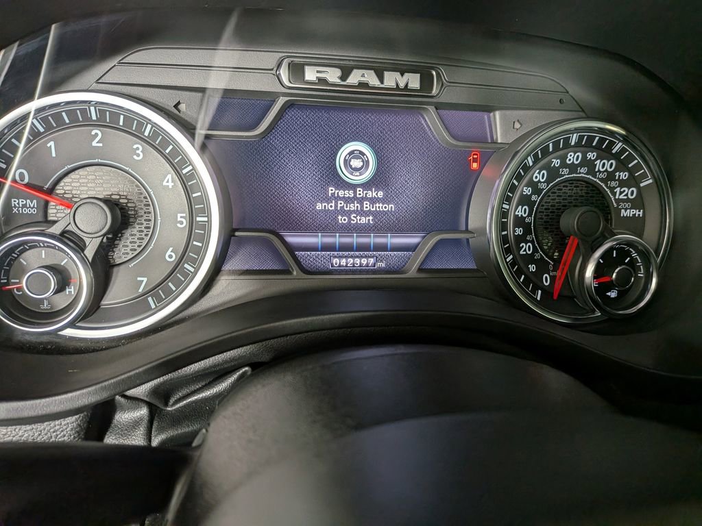 Certified 2023 RAM 1500 Laramie image 26