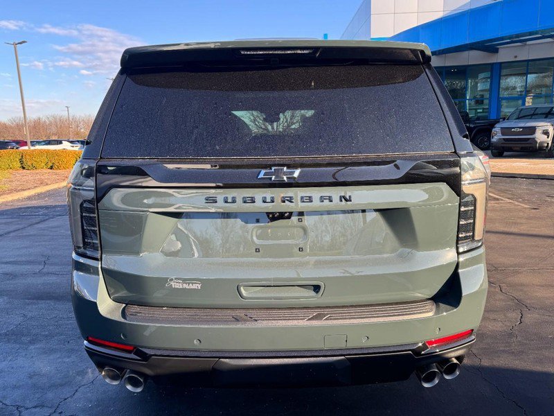 New 2026 Chevrolet Suburban Z71 w/ Z71 Off-Road Package image 4