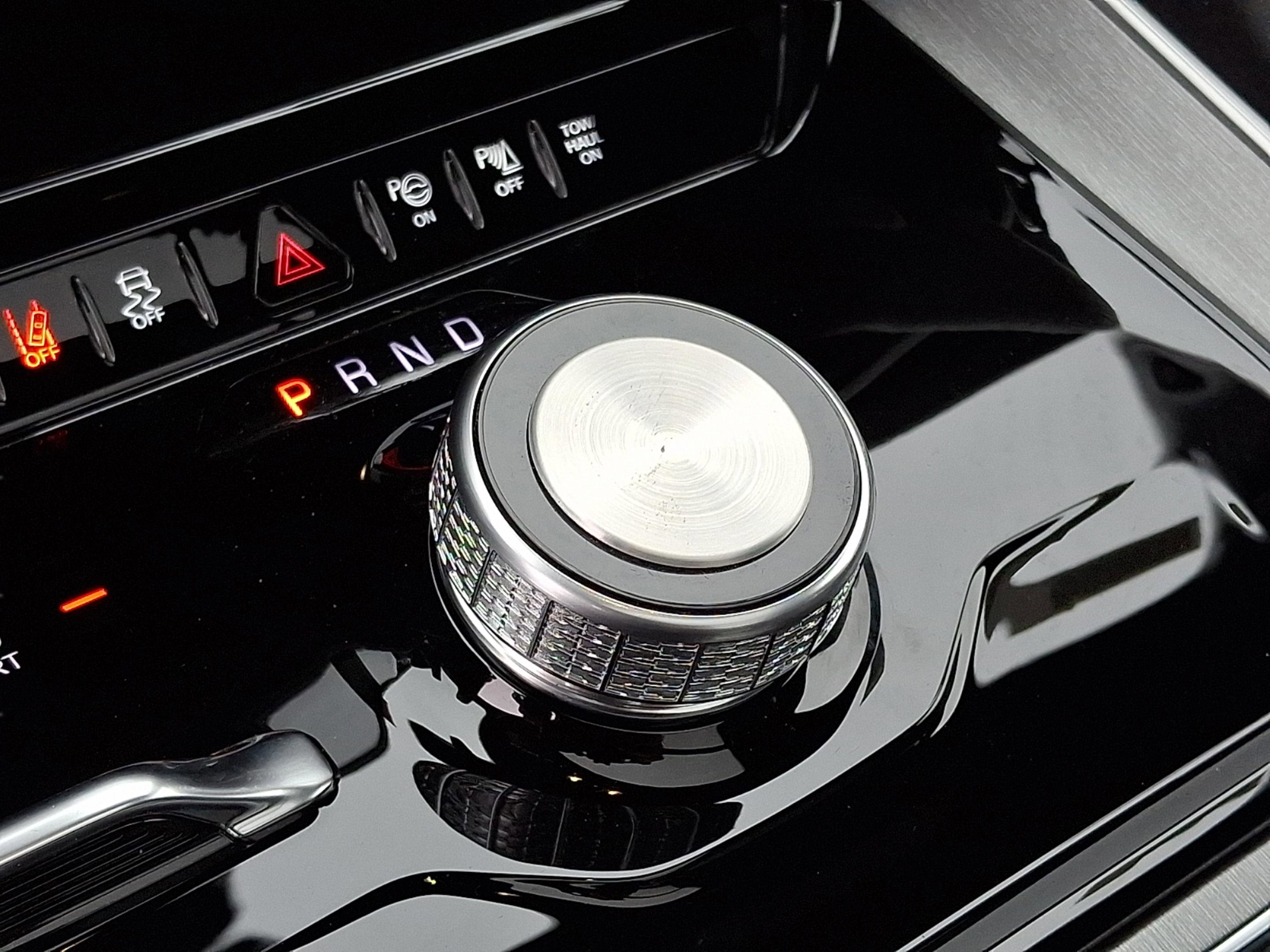 New 2026 Jeep Grand Wagoneer 4WD w/ Premium Group I image 11