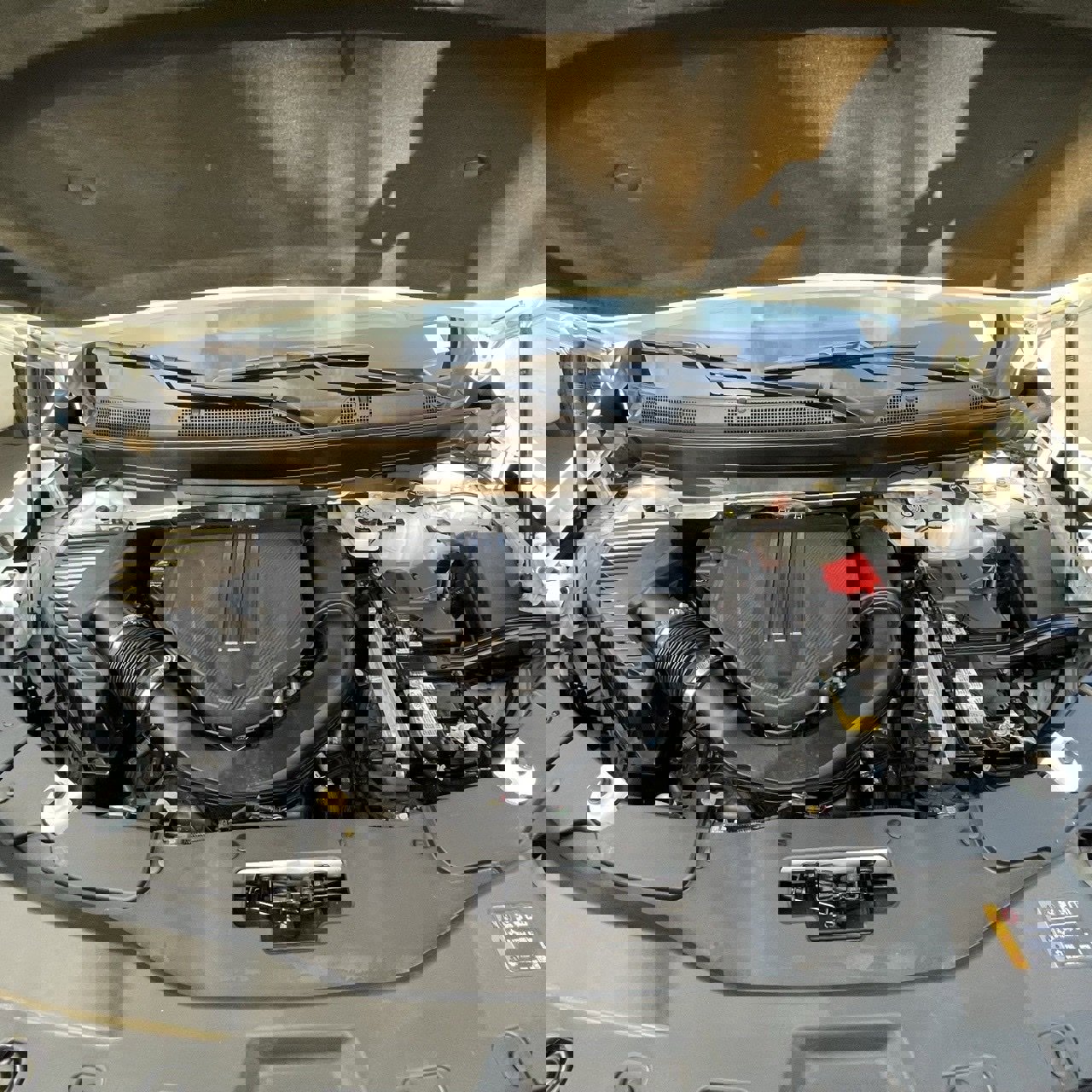 Used 2025 Chevrolet Traverse LT image 25