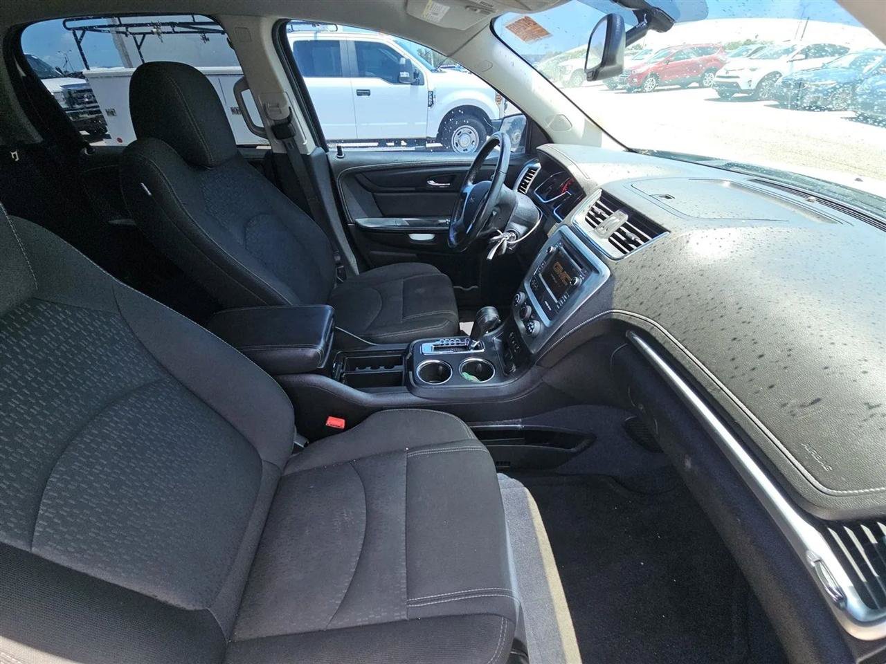 Used 2016 GMC Acadia SLE FWD image 14