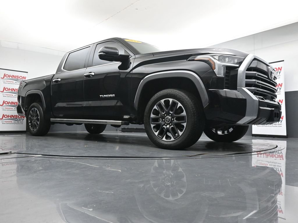 Used 2023 Toyota Tundra Limited AWD/4WD image 32