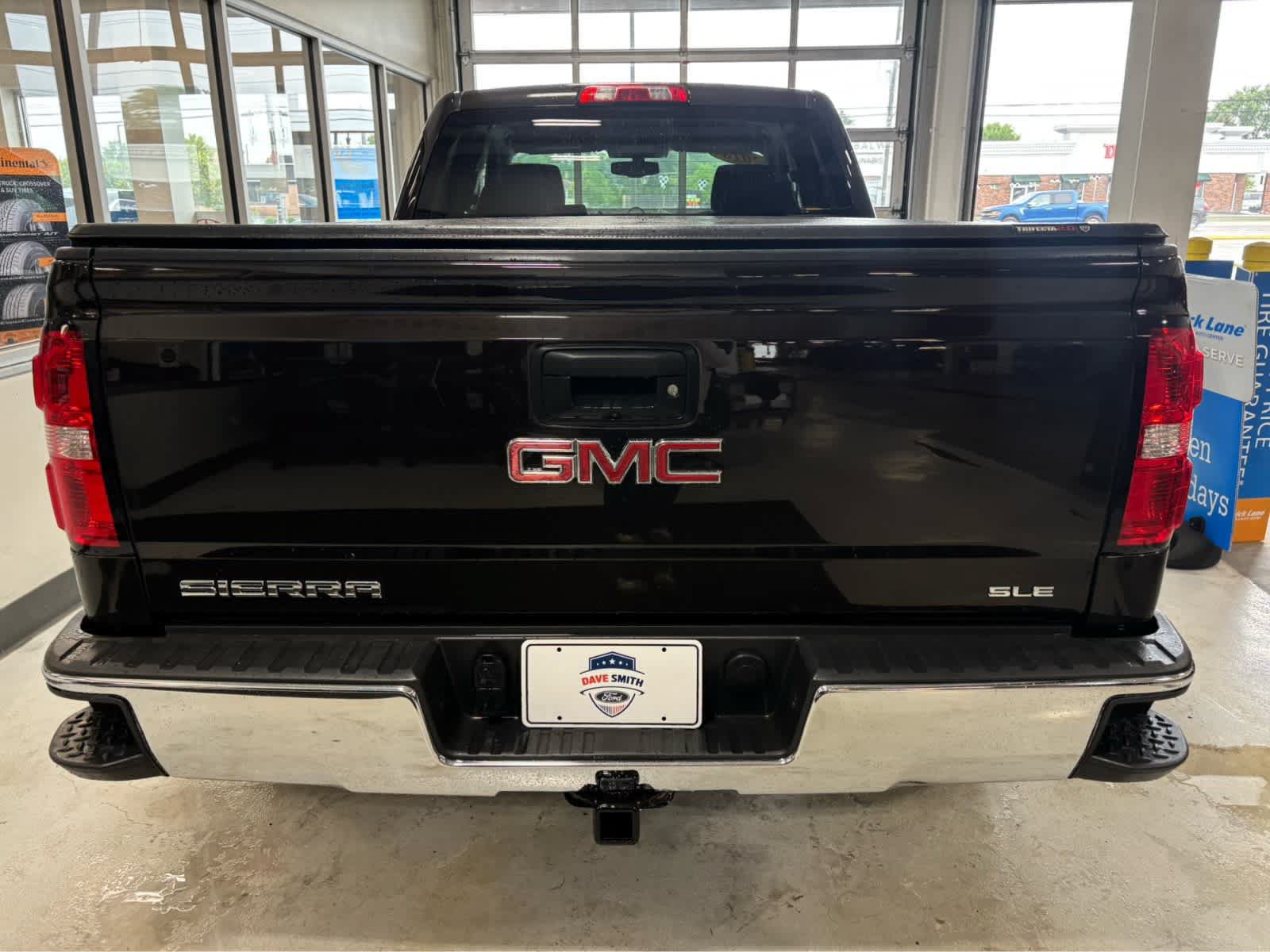 Used 2018 GMC Sierra 1500 SLE w/ SLE Value Package AWD/4WD image 7