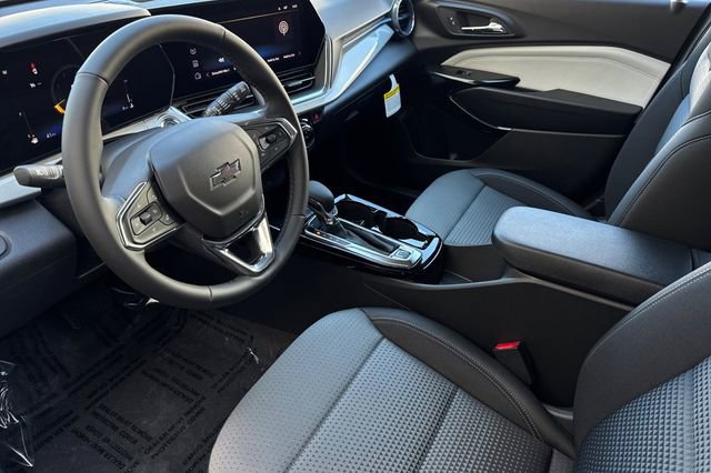 New 2026 Chevrolet Trax LT w/ Midnight Edition image 13