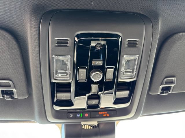 New 2026 Chevrolet Suburban High Country w/ Sun And Tow Package AWD/4WD image 26