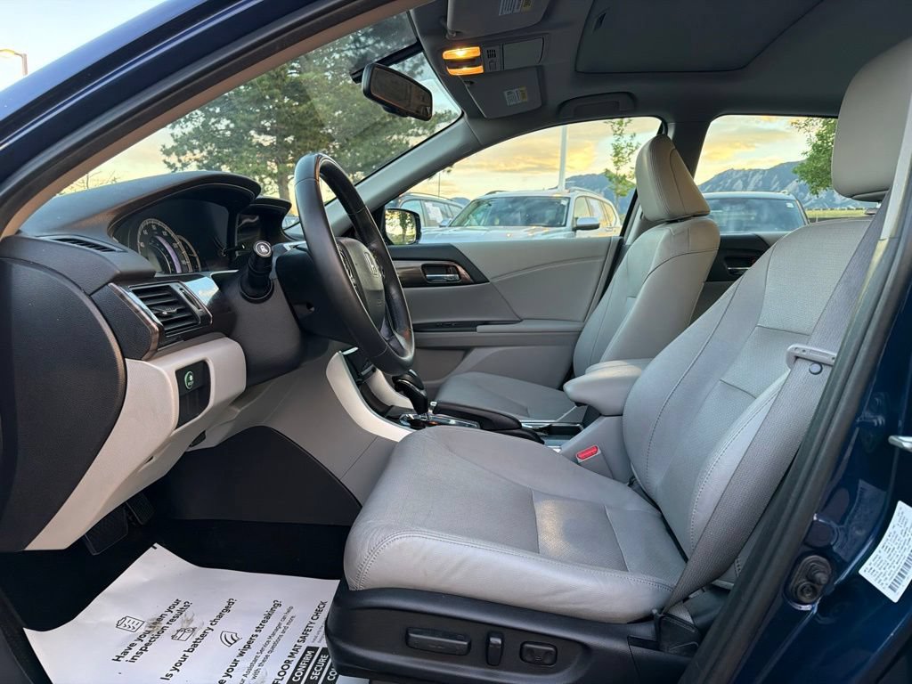 Used 2016 Honda Accord EX-L image 24