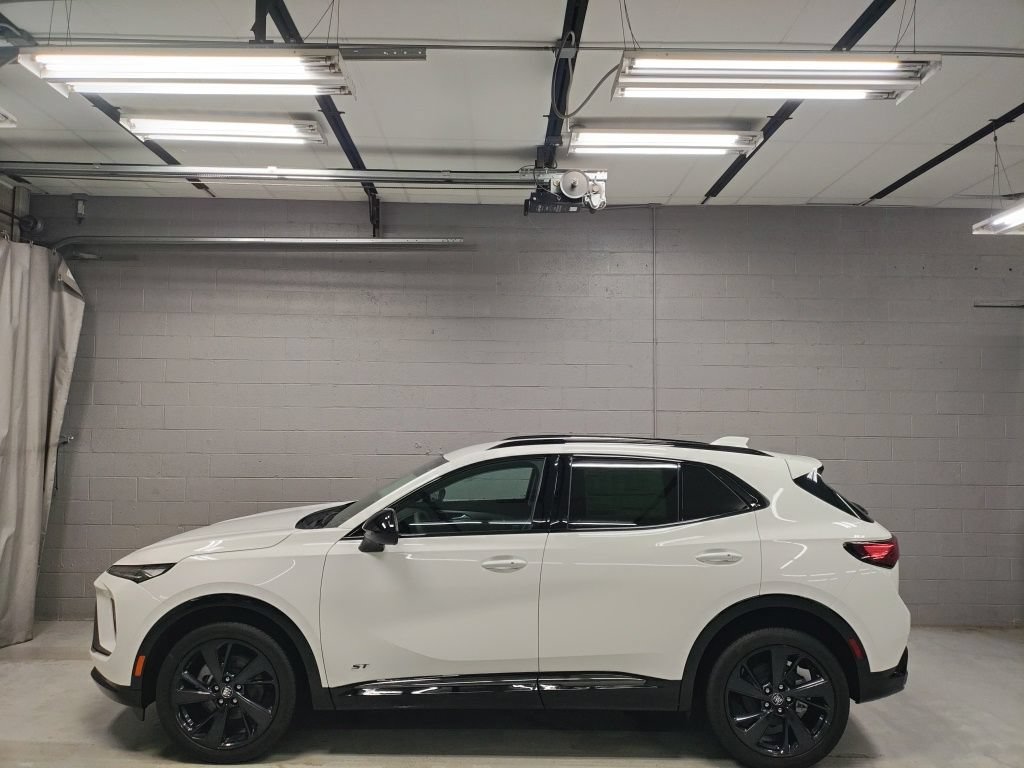 New 2026 Buick Envision Sport Touring AWD/4WD image 17