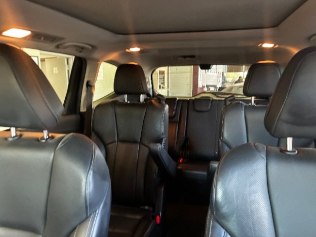 Used 2023 Subaru Ascent Touring AWD/4WD image 29