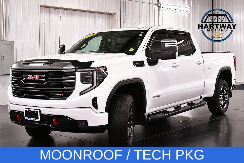 Used 2023 GMC Sierra 1500 AT4 w/ Technology Package AWD/4WD image 3