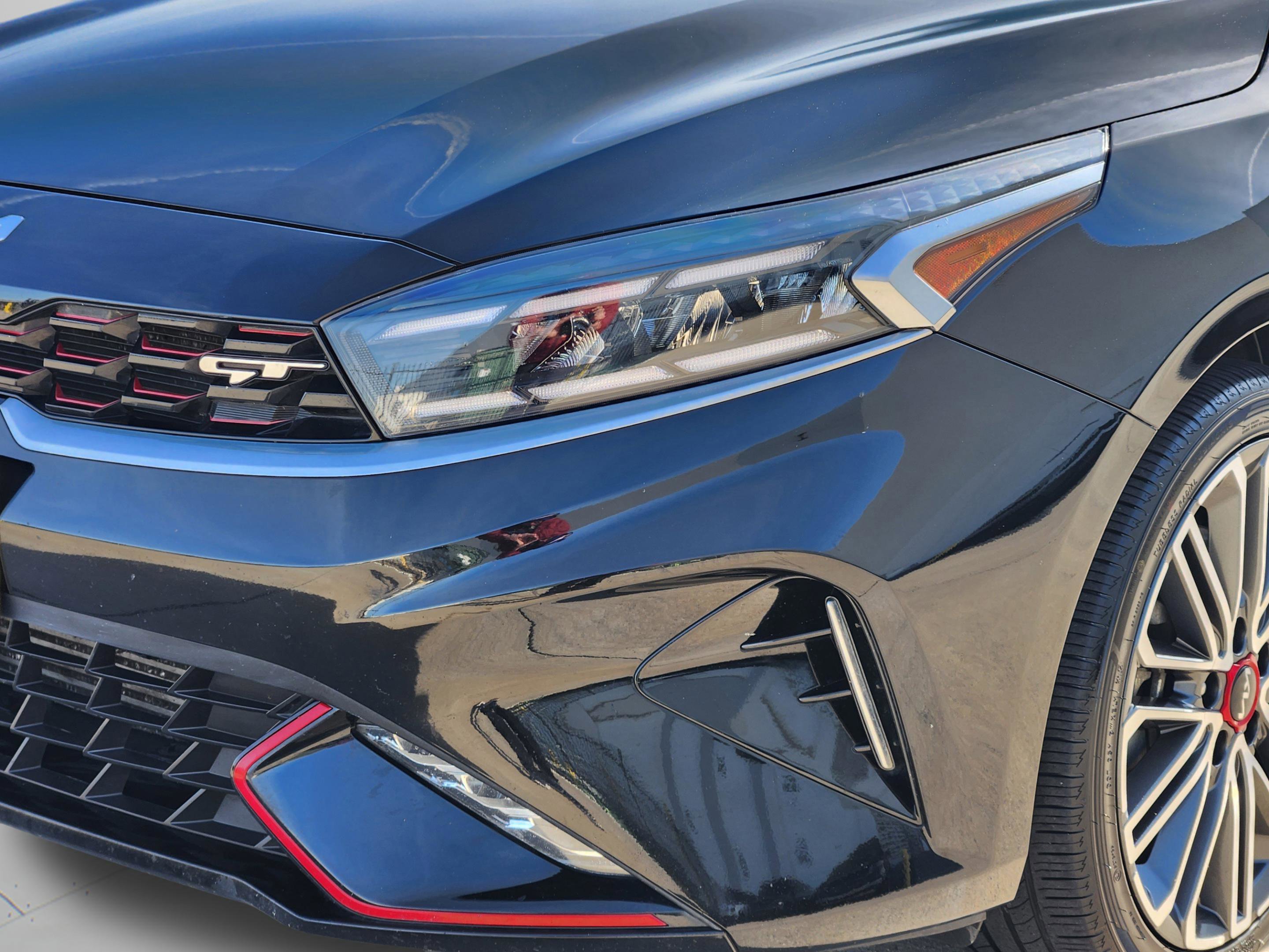 Used 2022 Kia Forte GT image 8