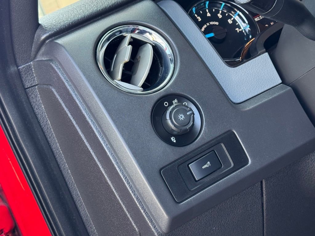 Used 2013 Ford F150 XLT w/ XLT Convenience Pkg image 32