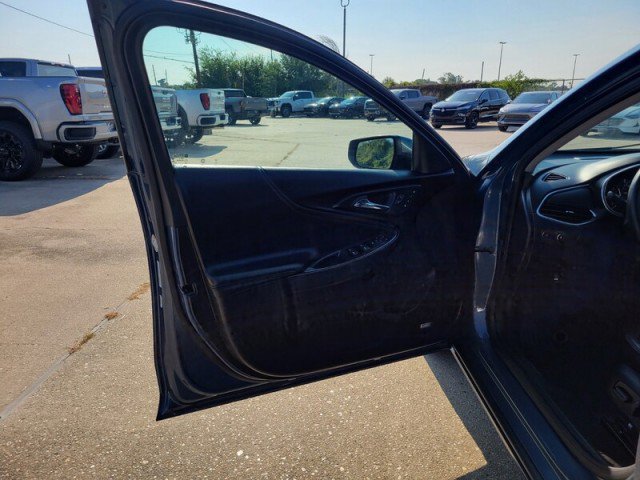 Used 2024 Chevrolet Malibu LT image 13