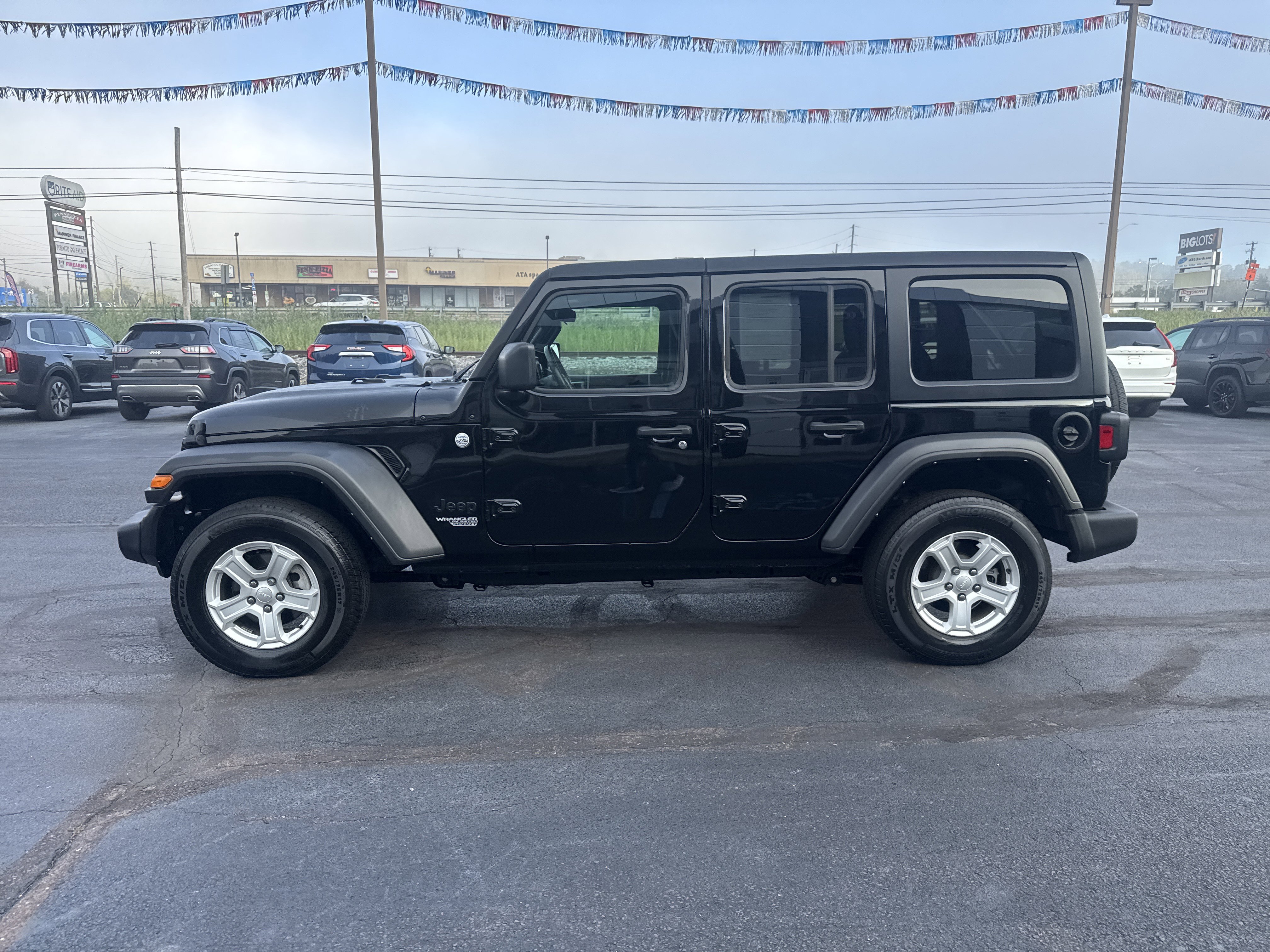 Used 2021 Jeep Wrangler Unlimited Sport image 7