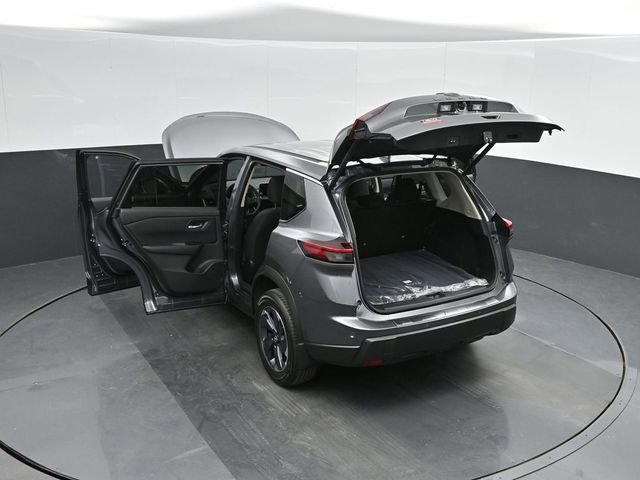 Used 2025 Nissan Rogue SV FWD image 54