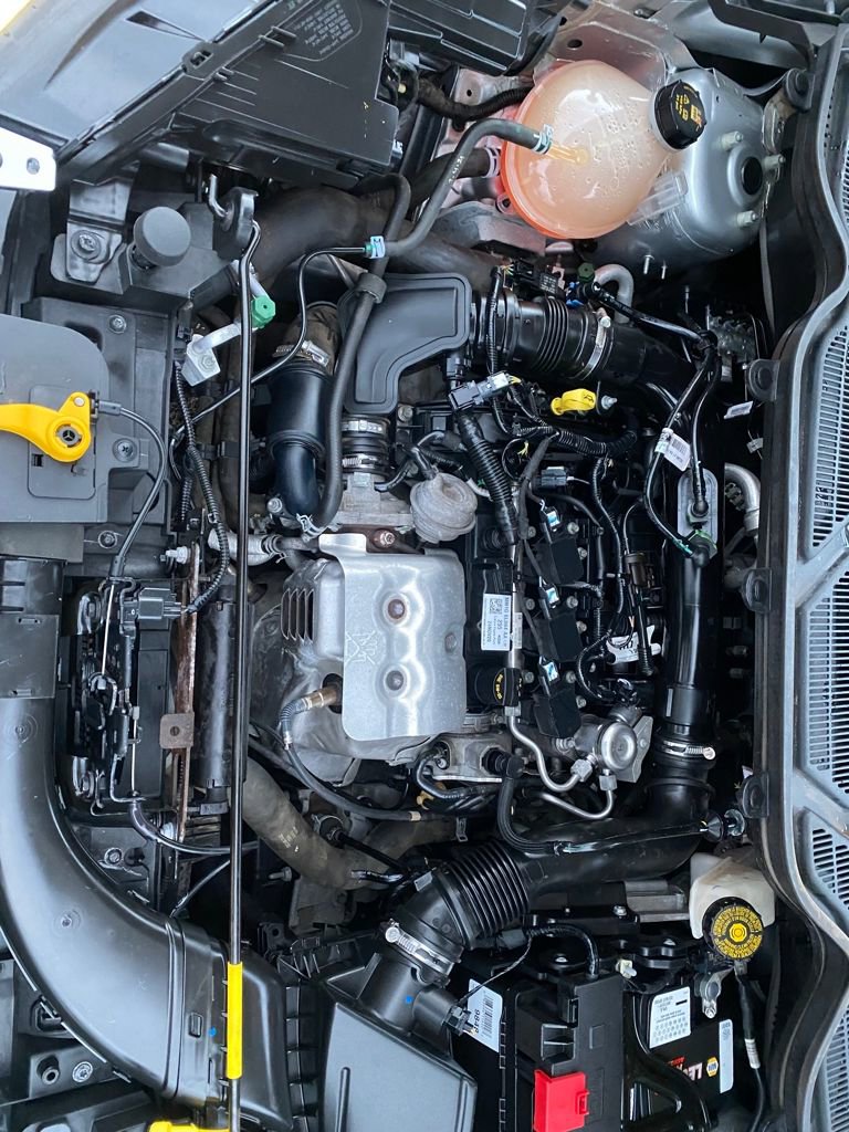 Used 2021 Ford EcoSport SE w/ SE Convenience Package image 10