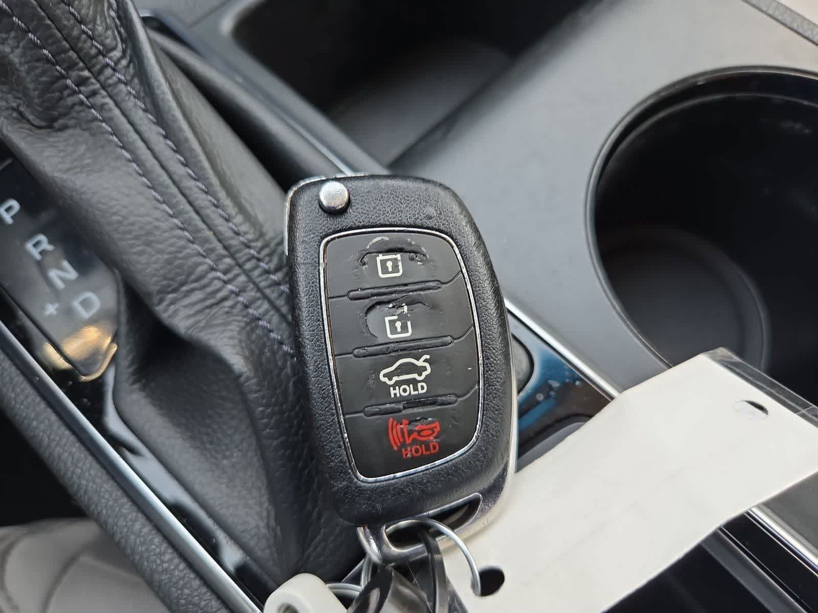 Used 2015 Hyundai Sonata SE w/ Option Group 09 FWD image 30
