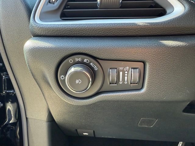 New 2026 Chrysler Pacifica Select image 13