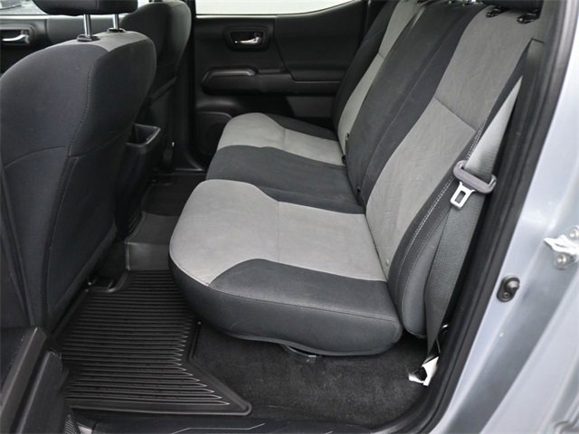 Used 2022 Toyota Tacoma TRD Off-Road image 16