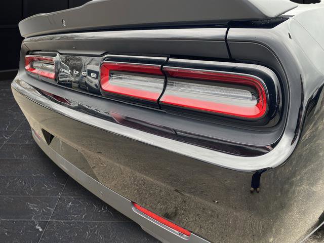 Used 2019 Dodge Challenger R/T Scat Pack w/ Plus Package image 16