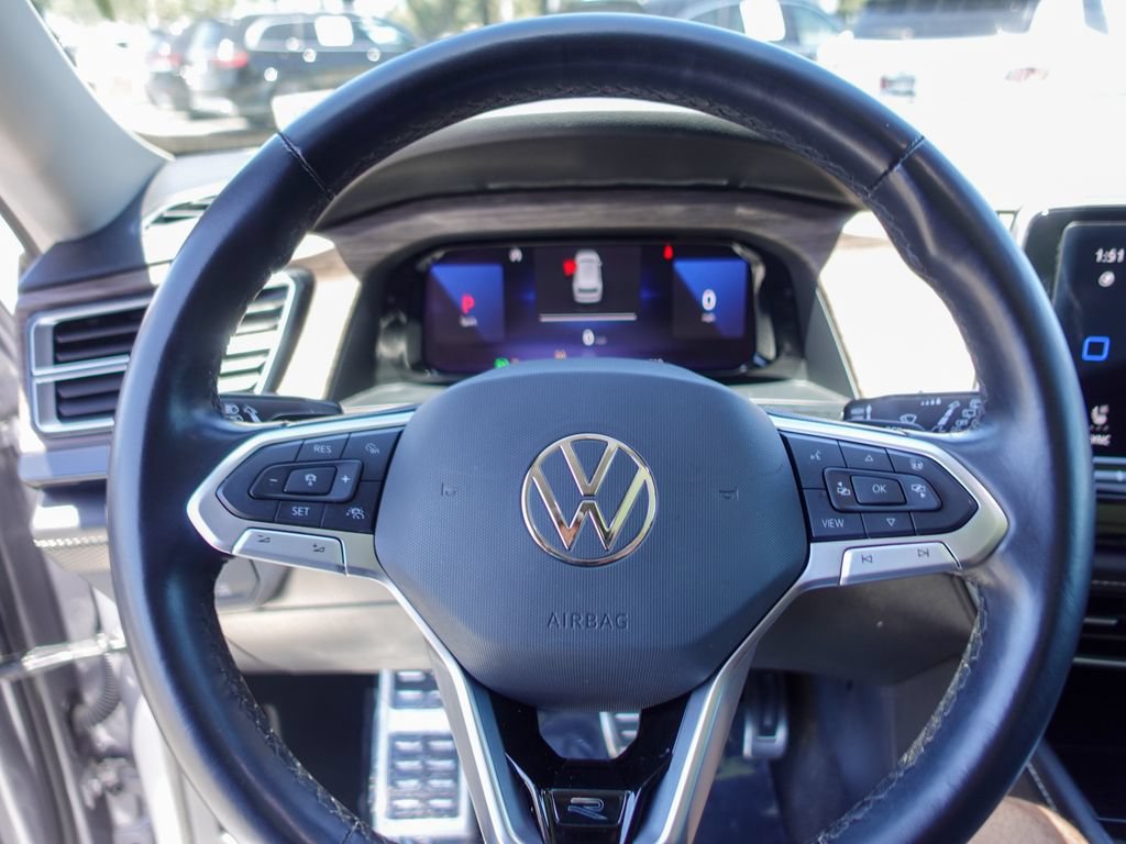 Used 2024 Volkswagen Atlas SEL Premium R-Line AWD/4WD image 12