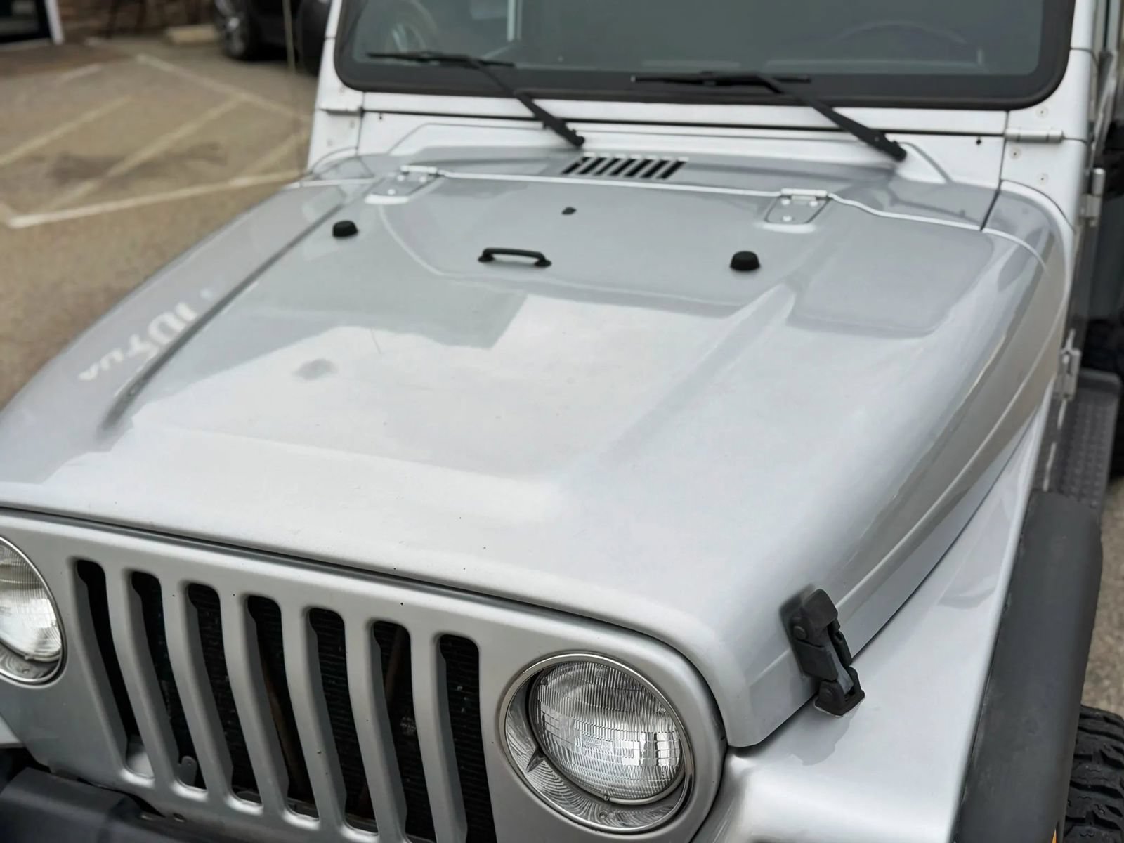 Used 2004 Jeep Wrangler 4WD image 40
