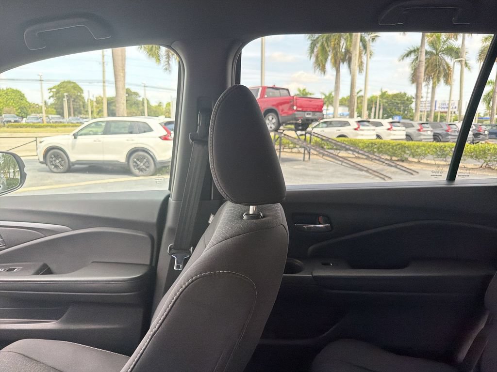 Certified 2020 Honda Passport Sport image 12