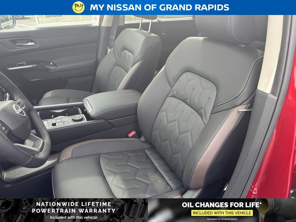 New 2026 Nissan Pathfinder Platinum AWD/4WD image 21