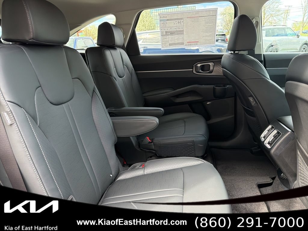 New 2026 Kia Sorento EX w/ EX Premium Package AWD/4WD image 13