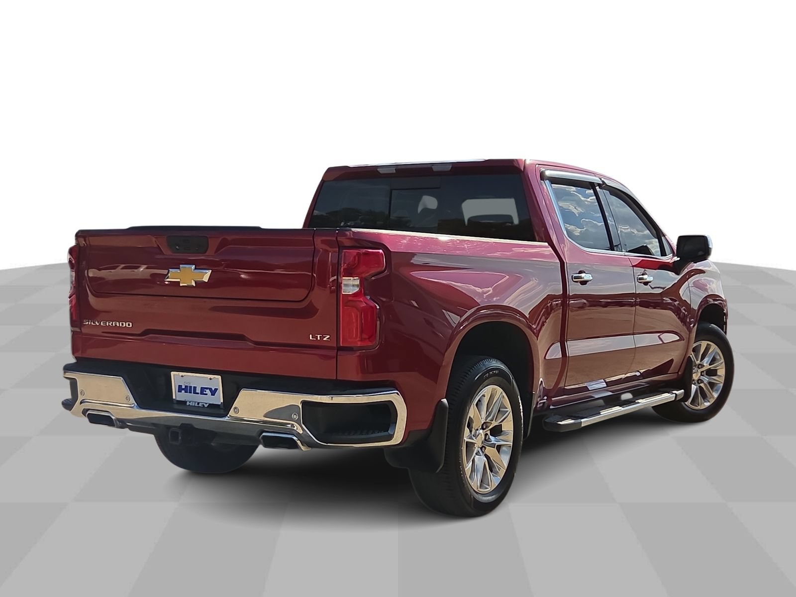 Used 2022 Chevrolet Silverado 1500 LTZ w/ LTZ Premium Package AWD/4WD image 8