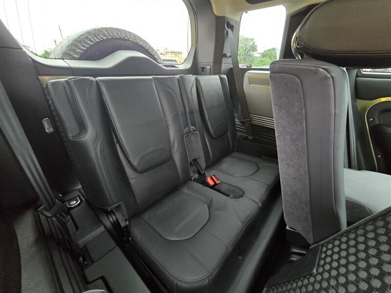 Used 2020 Land Rover Defender 110 HSE AWD/4WD image 19