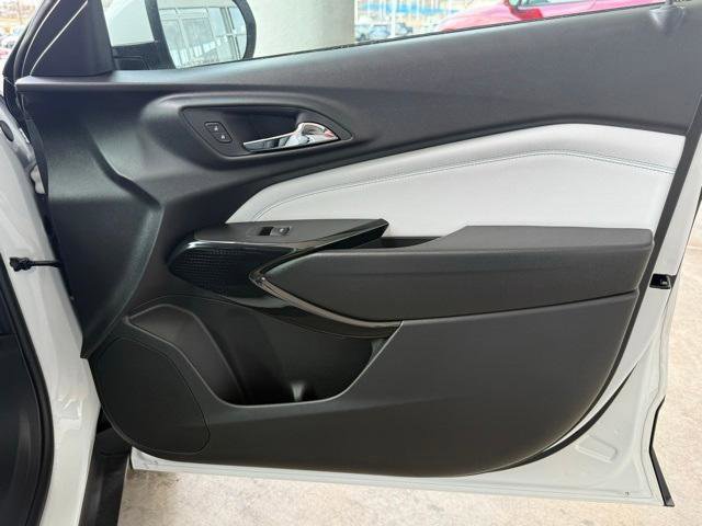 New 2026 Chevrolet Trax LT w/ LT Convenience Package image 23