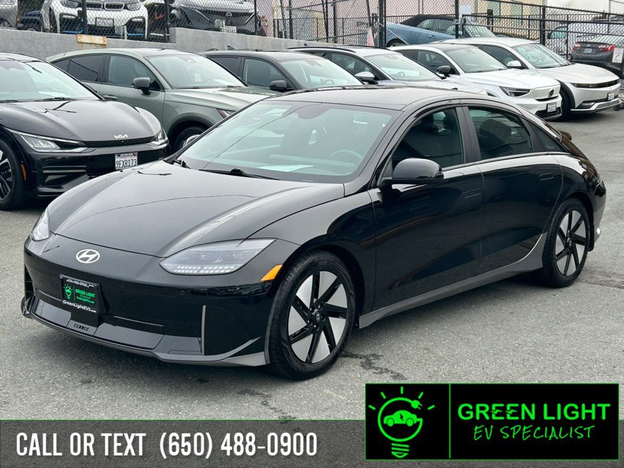 Used 2024 Hyundai Ioniq 6 SE RWD image 1