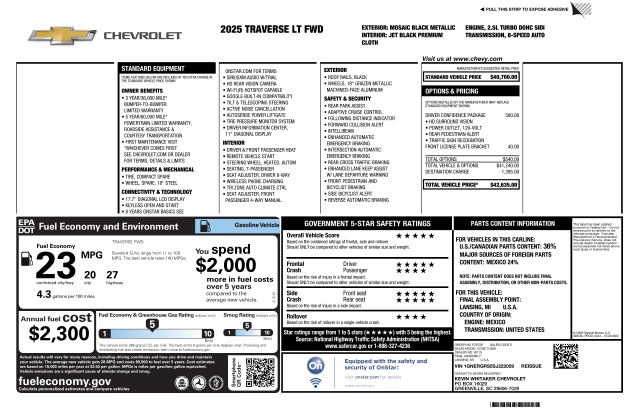 Used 2025 Chevrolet Traverse LT w/ Driver Confidence Package FWD image 21