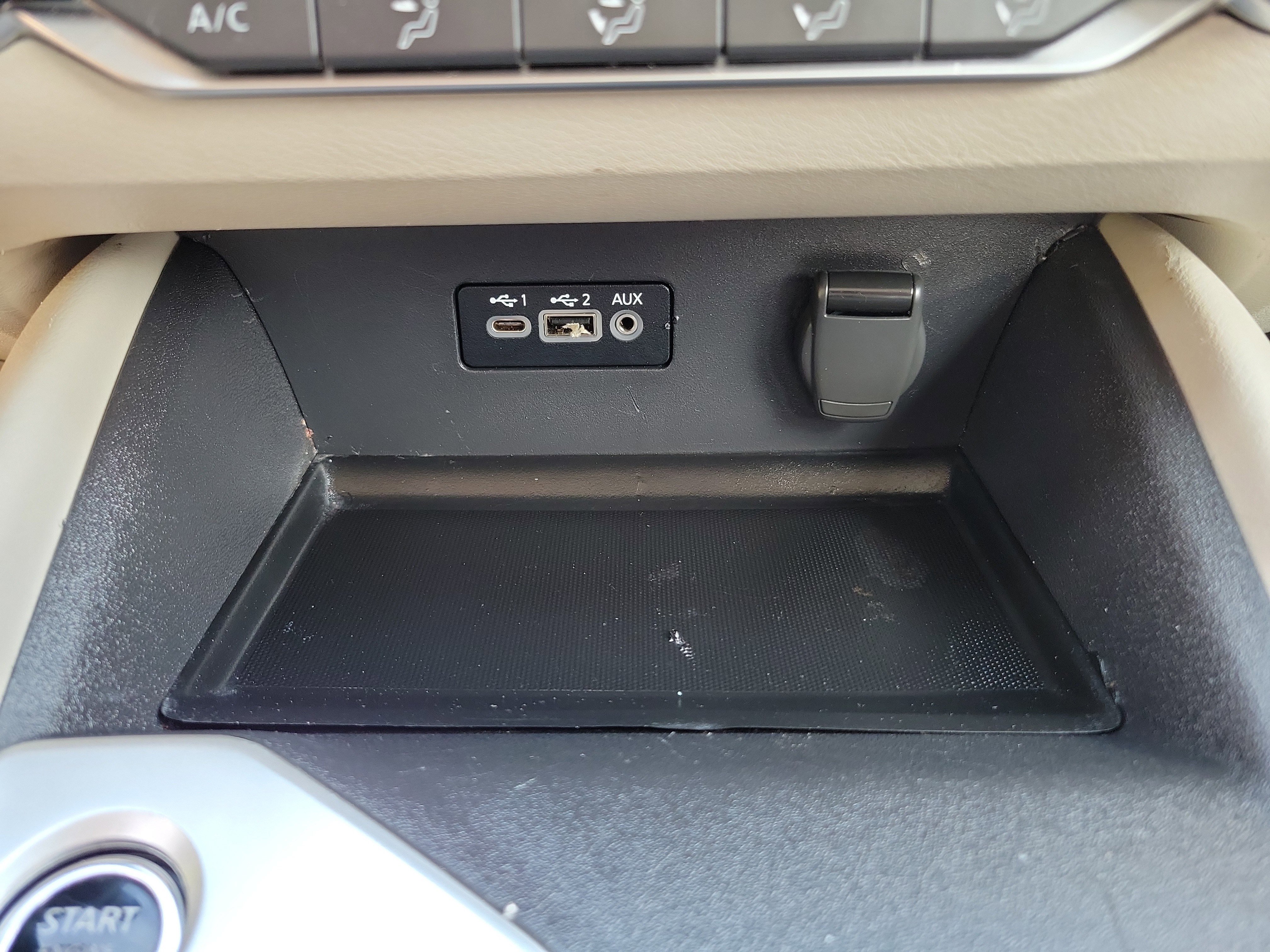 Used 2025 Nissan Altima 2.5 SV FWD image 10