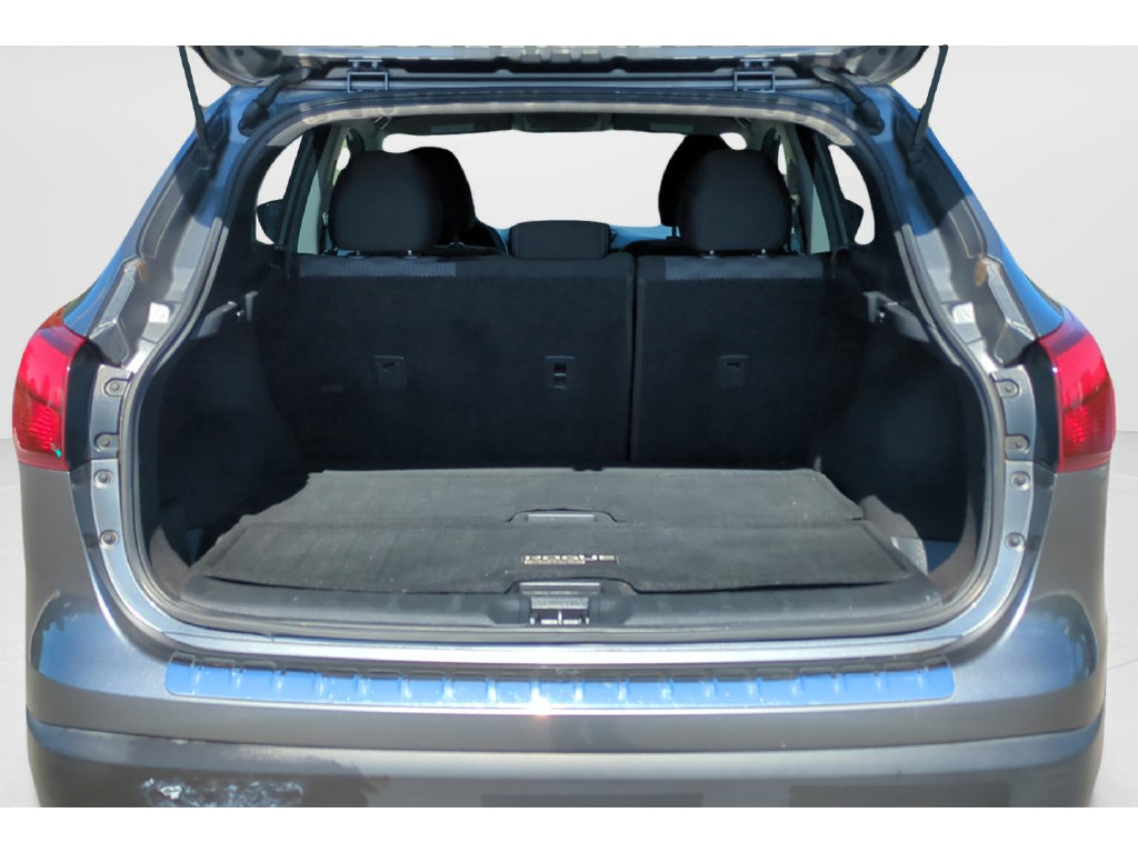 Used 2018 Nissan Rogue Sport SV FWD image 9