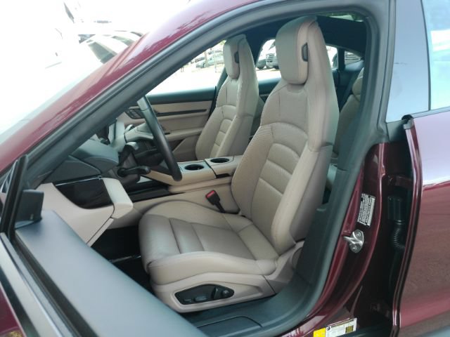 Used 2022 Porsche Taycan RWD image 14