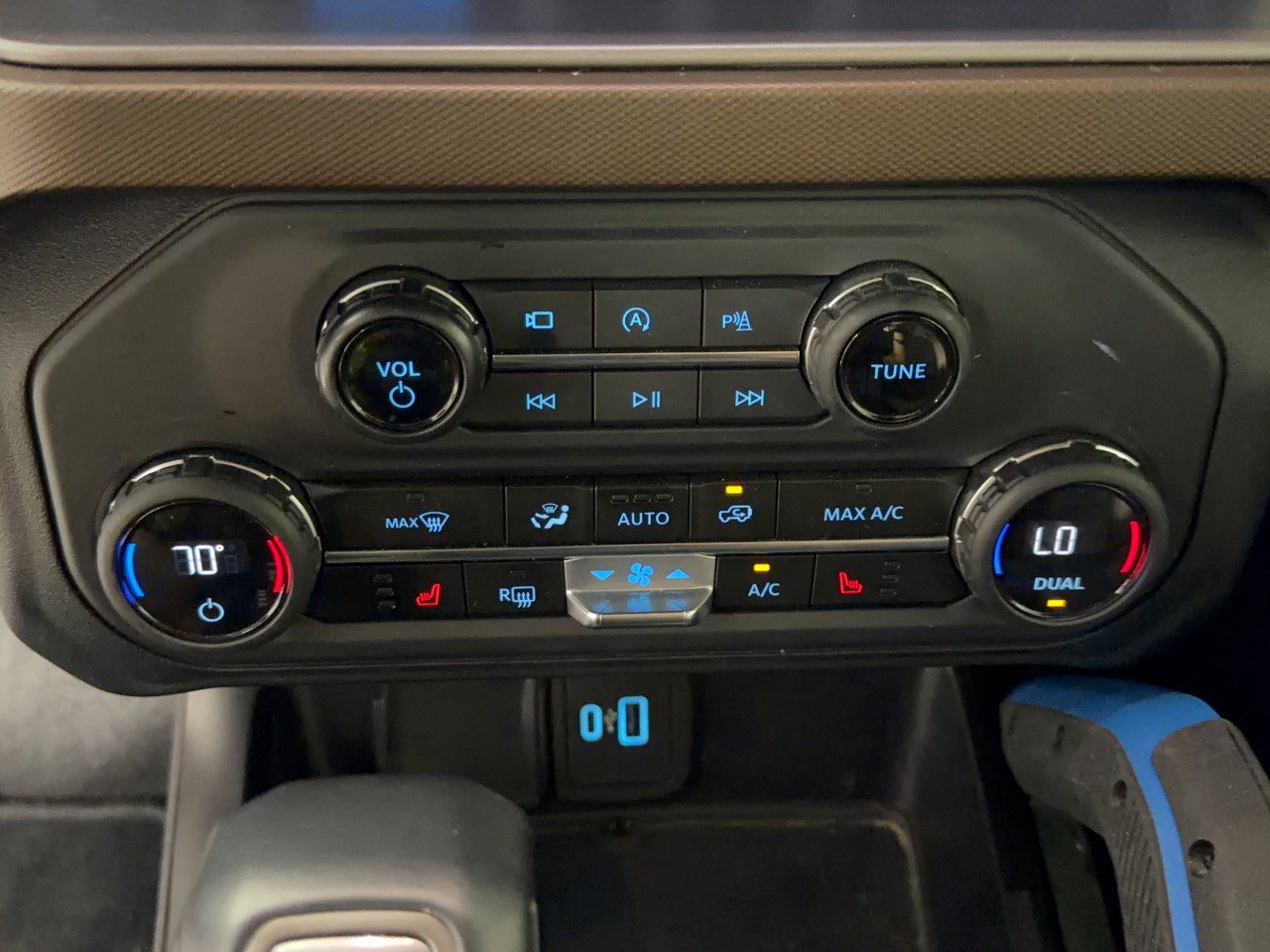 Used 2023 Ford Bronco Outer Banks AWD/4WD image 22