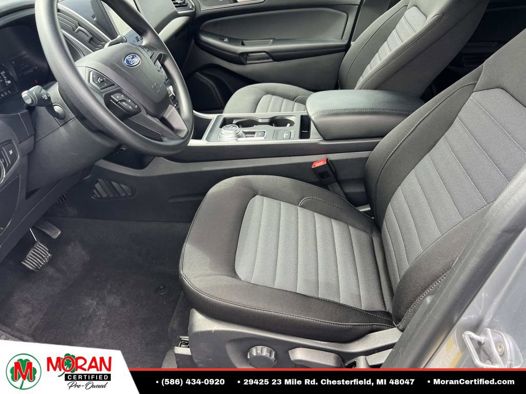 Used 2024 Ford Edge SE AWD/4WD image 16