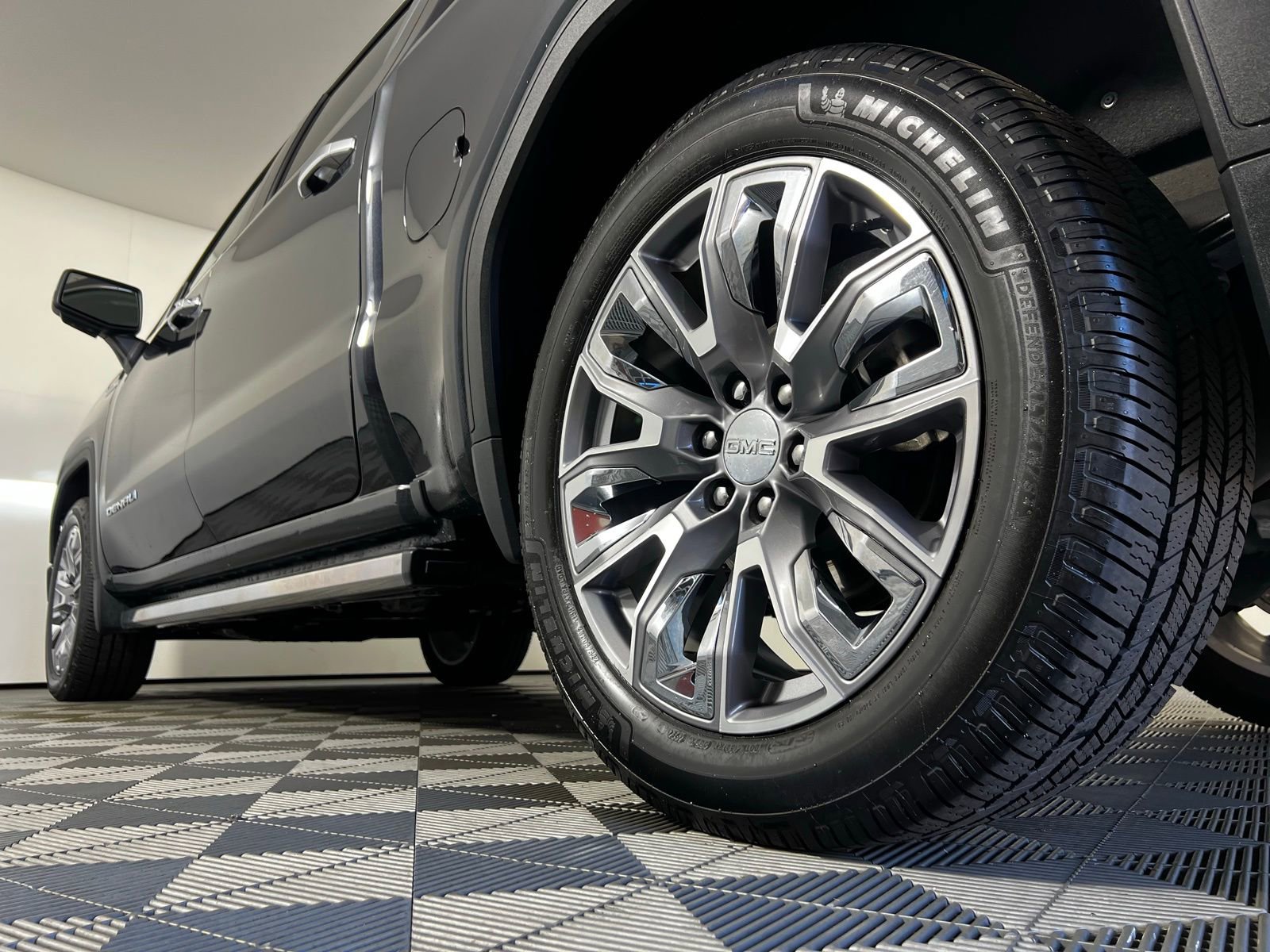 Used 2023 GMC Sierra 1500 Denali w/ Denali Reserve Package image 29