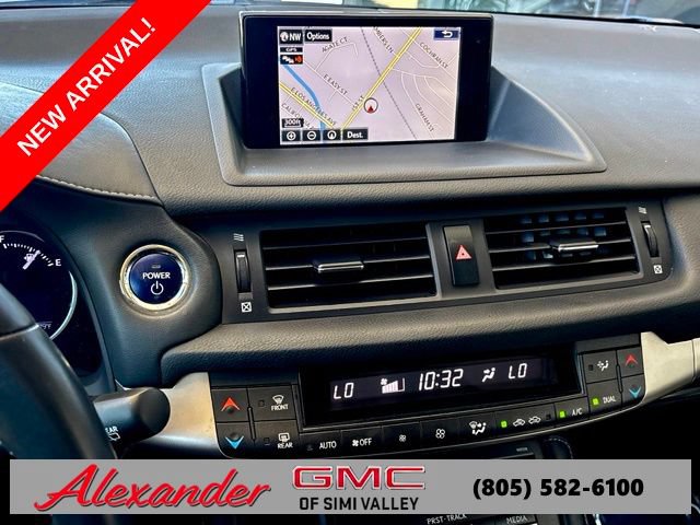 Used 2015 Lexus CT 200h w/ Navigation Package FWD image 26